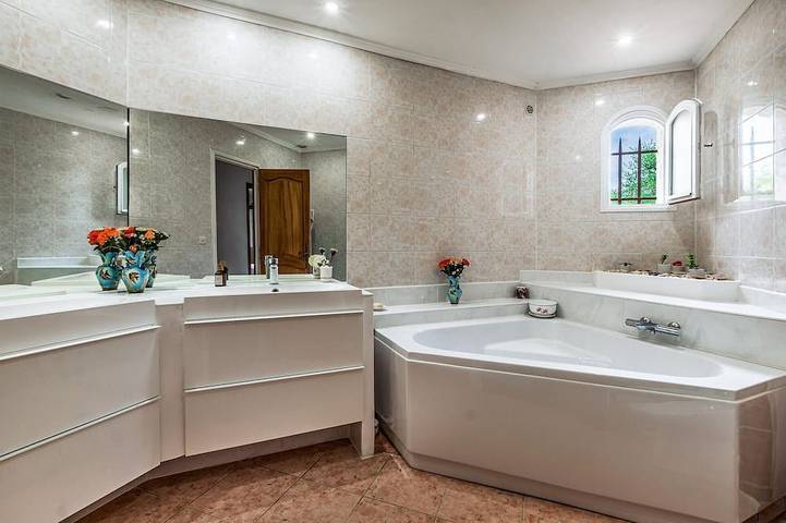 Beautiful home in Mouans-Sartoux in Mouans-Sartoux, Mittelmeerküste (Frankreich)