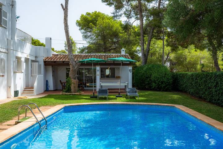 Villa 'Can Ferrer' with Private Pool, Wi-Fi and Air Conditioning in Caló de ses Dones (Santanyí), Santanyí