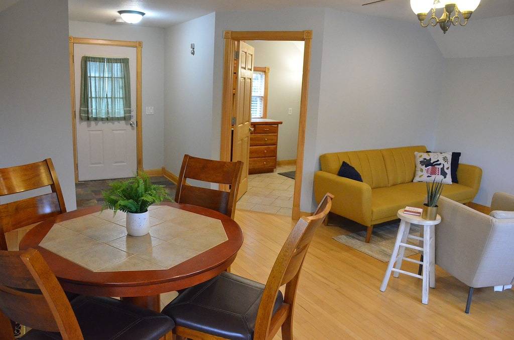 Ganze Wohnung, Charmante Oase im Herzen der historischen Innenstadt in Wabasha, Wabasha County