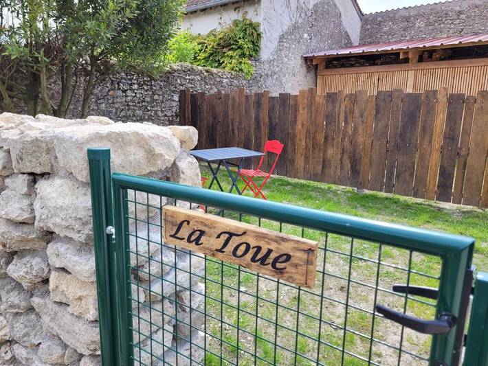 Location de vacances pour 2 personnes, avec jardin à Saint-Dyé-sur-Loire
