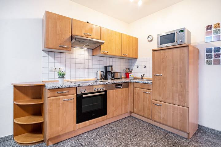Ganze Wohnung, Ferienwohnung 'Haus Hügel - Wohnung 2' mit Privatterrasse und Wi-Fi in Ostseebad Binz, Binz