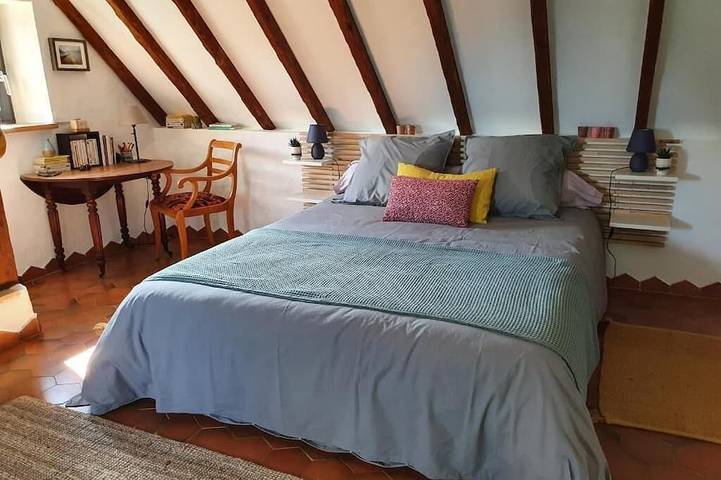 Location de vacances pour 4 personnes, avec jardin ainsi que terrasse et piscine, animaux acceptés à Saint-Chels - 2