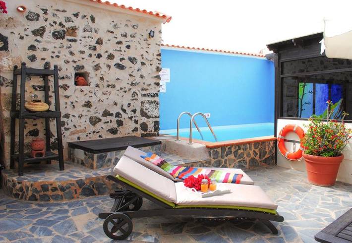 Ferienhaus für 4 Personen, mit Terrasse und Pool in El Roque