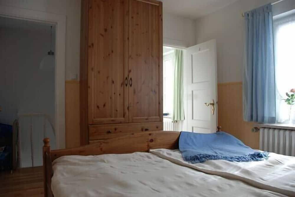 Freistehendes Haus-  Urlaub auf 2 Etagen -  130 Meter bis zum Strand in Westerland, Sylt (Gemeinde)