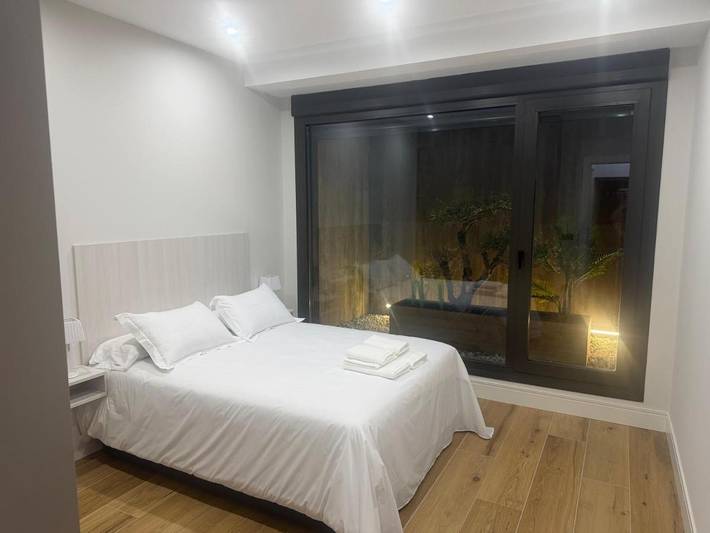 Maison d’hôte pour 4 personnes, avec Jacuzzi et Terrasse ainsi que Jardin et Piscine à Hornillos del Camino