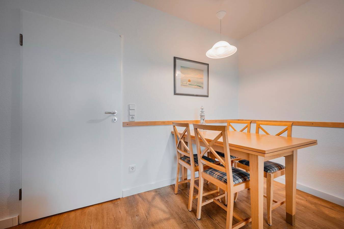 Apartamento entero, Strandnahe 3-Zimmer Ferienwohnung mit Balkon und direkt am Nordseedeich gelegen in Schillig Strand, Wangerland