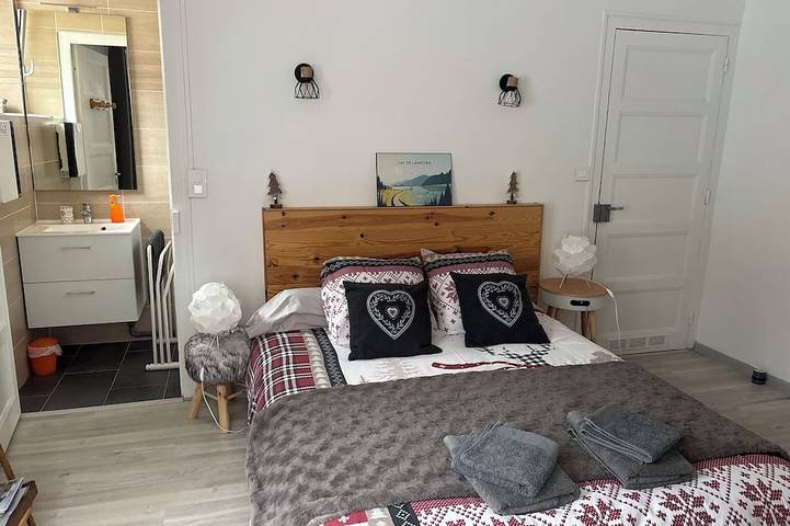 Chalet pour 5 personnes, avec terrasse et jardin à Les Rousses - 2