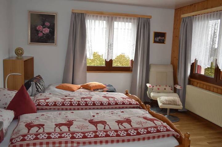 Gîte pour 3 personnes, avec jardin à Albinen - 3