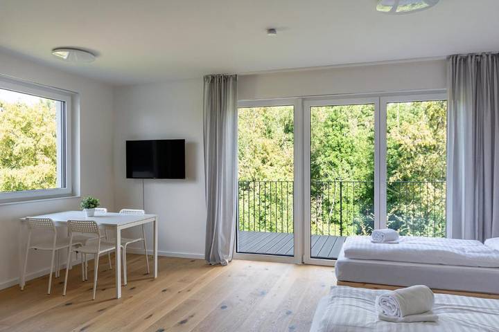 Ferienwohnung für 5 Personen, mit Balkon und Terrasse in Mülheim Köln