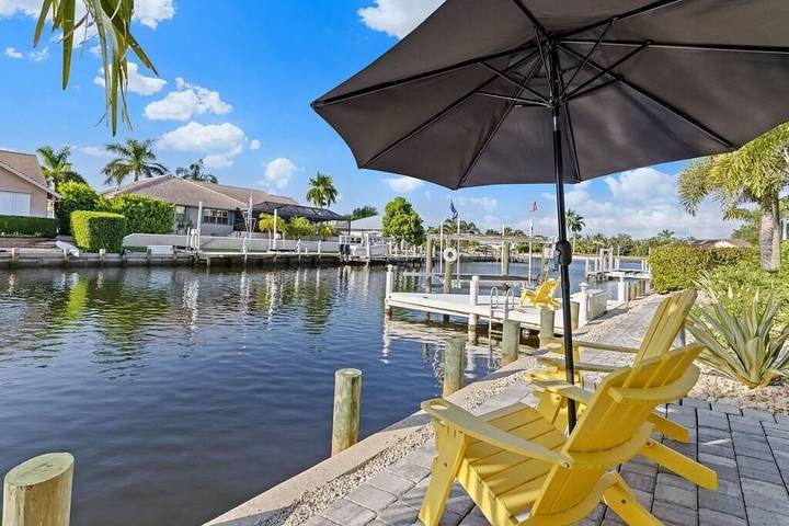 Vacation home for 6 people, with hot tub in Marco Island