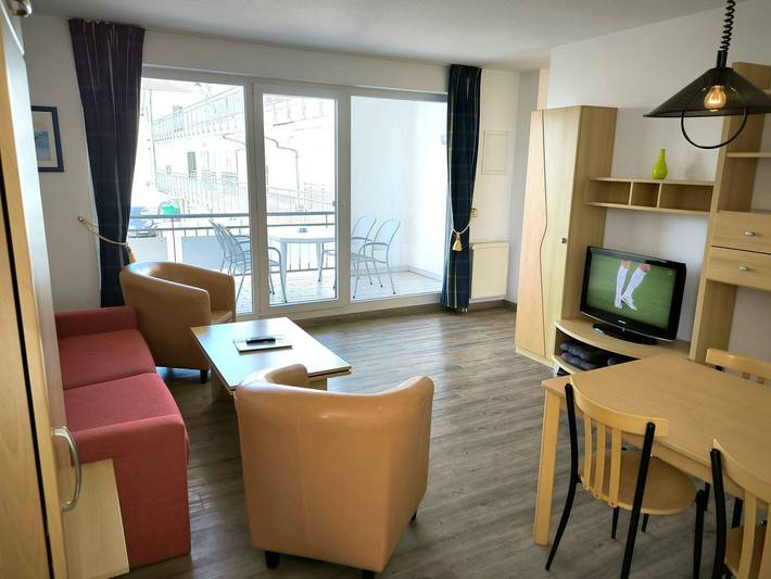 Ferienwohnung für 4 Personen, mit Balkon in Göhren