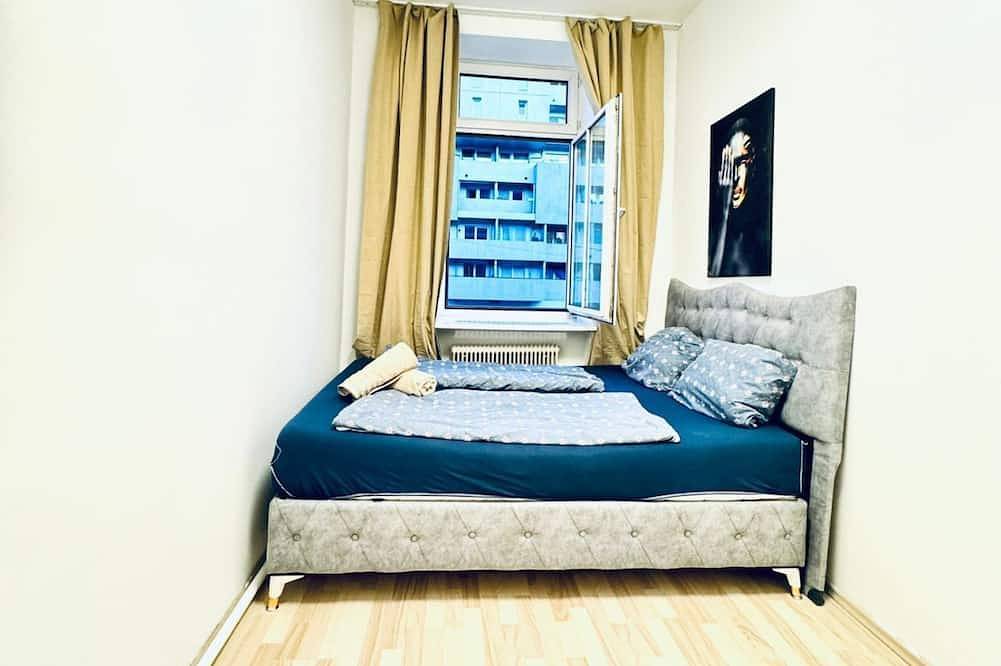 Ganze Wohnung, Cozy Private Room | Shared Flat Near Fac Platz in Floridsdorf, Wien