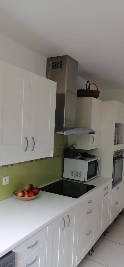 Location de vacances pour 6 personnes, avec Balcon ainsi que Terrasse et Vue à Gif-sur-Yvette - 4