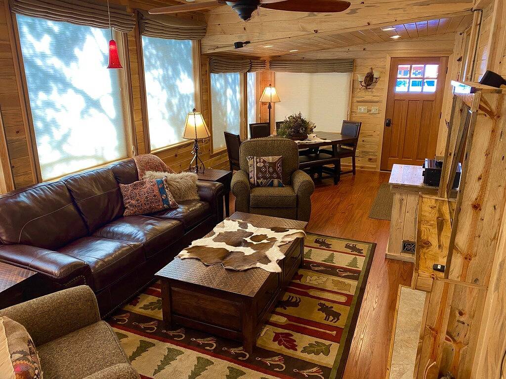 \"Chardonnay Chalet\" Nestled up to National Forest in Arapaho and Roosevelt National Forests