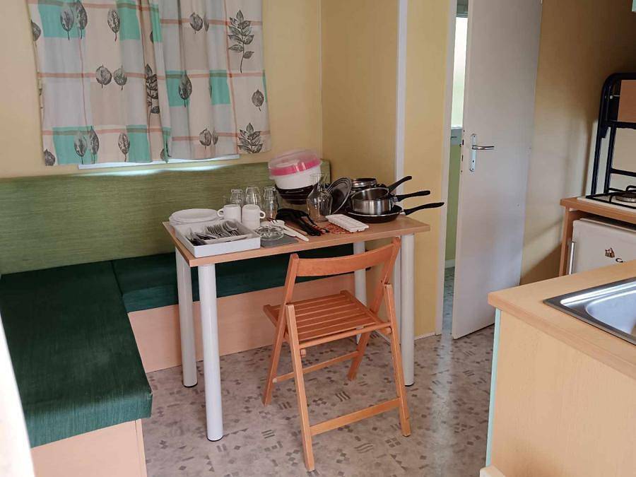 Camping La Vallée - Mobilhome 3 personnes - Cosmos in Perpezat, Parc naturel régional des Volcans d'Auvergne