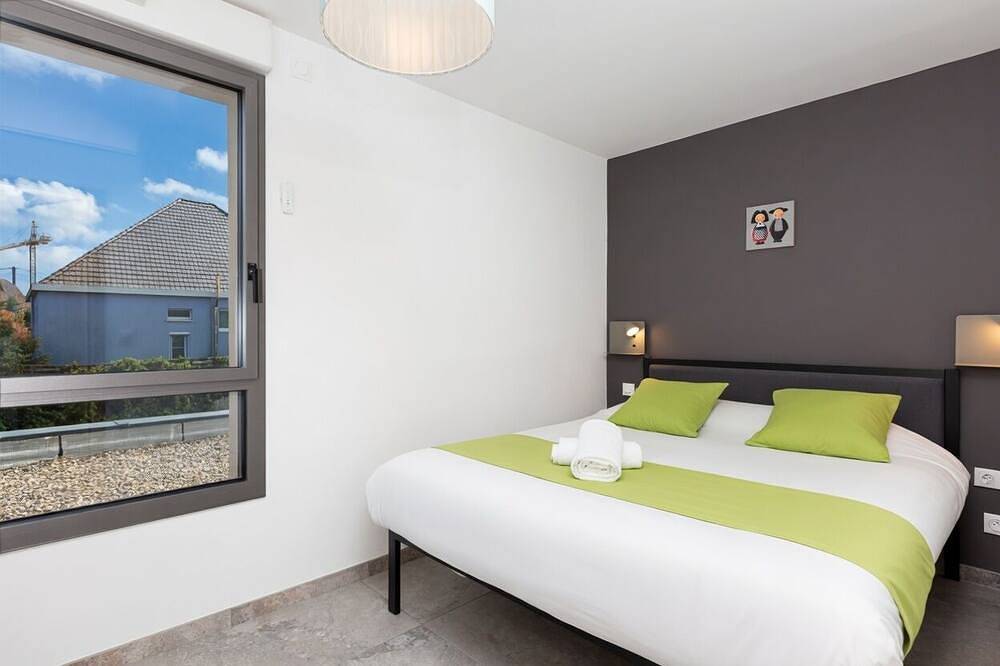 Villa Gorille | Spa Privé Climatisation/Jacuzzi/Piscine chauffée in Ittenheim, Région de Strasbourg