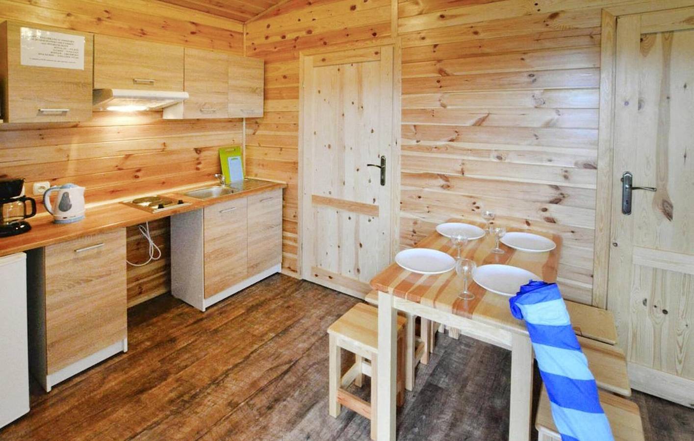 Ferienhaus für 6 Personen mit Pool in Przewłoka, Polnische Ostsee