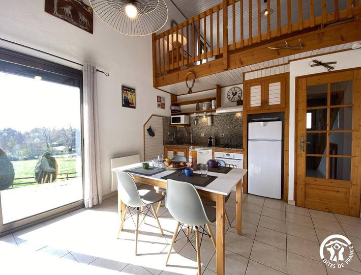 Casa de huéspedes para 4 personas, con Terraza y Jardín en Alp - 3