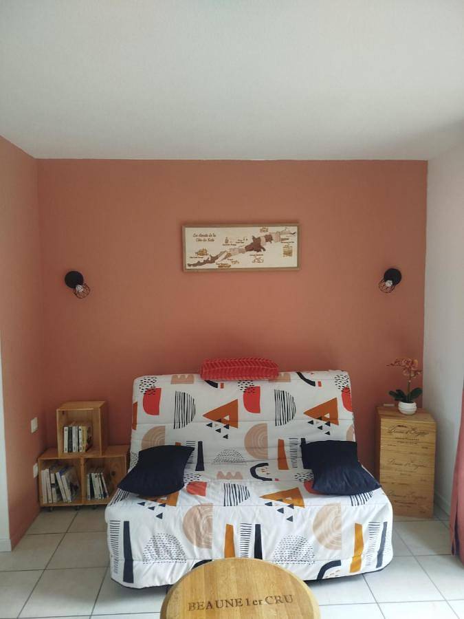 Gîte pour 6 personnes, avec piscine ainsi que sauna et terrasse à Levernois - 3