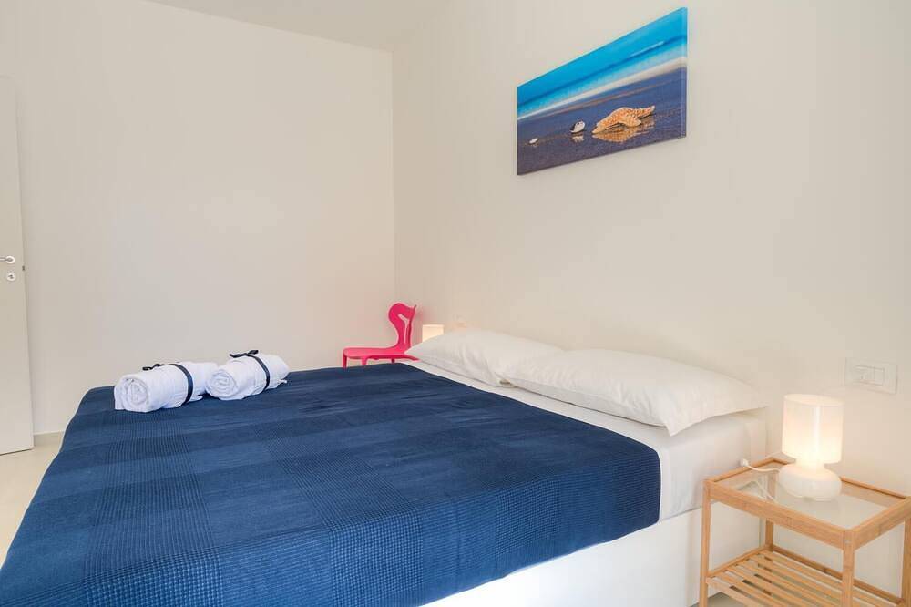 Ganze Wohnung, Erdgeschoss Whonung mit drei Schlafzimmer in Marina di Ragusa, Ragusa Provinz