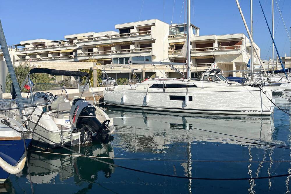 Geheel appartement, Prachtig appartement in Le Grau-Du-Roi met Wifi in Port Camargue, Le Grau-du-Roi