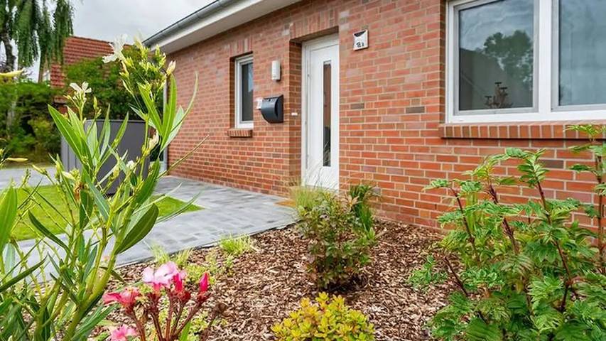 Ferienwohnung für 6 Personen, mit Terrasse und Garten in Eilsum