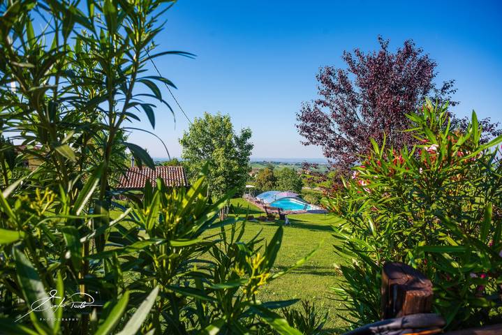 Villa 'Casa Vacanze Elios B' con vista sulle montagne, Wi-Fi e aria condizionata in Santa Maria della Versa, Oltrepò Pavese