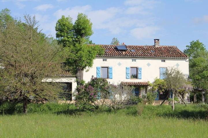 Location de vacances pour 5 personnes, avec terrasse et jardin, animaux acceptés à Labarthe-Bleys