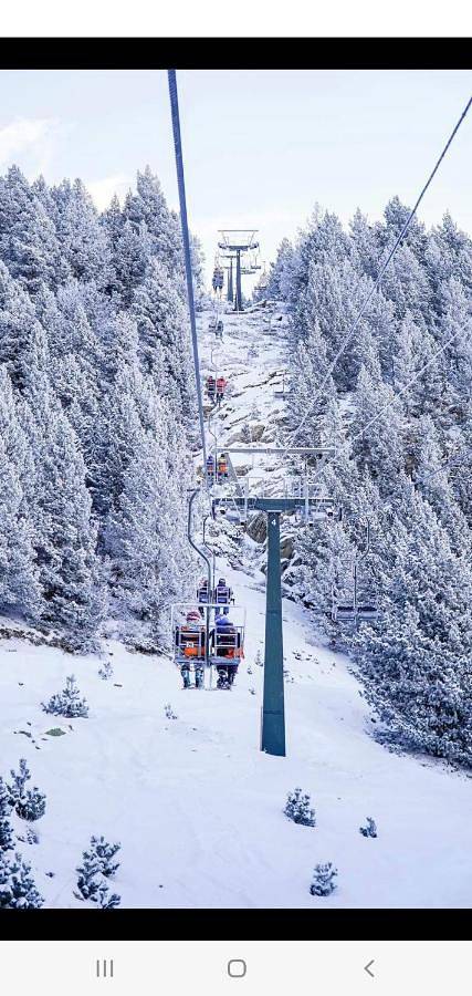 Gîte pour 6 personnes, avec terrasse et vue, animaux acceptés à Benasque - 2
