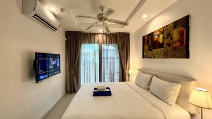 Vacation Rental for 6 Guests in Patong Beach, Phuket Province, Picture 4