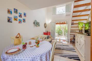 Gîte pour 6 personnes, avec jardin ainsi que piscine et terrasse à Cervione