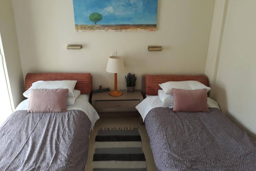 2Br Balconies & Pool – Apt 3 in Corfu