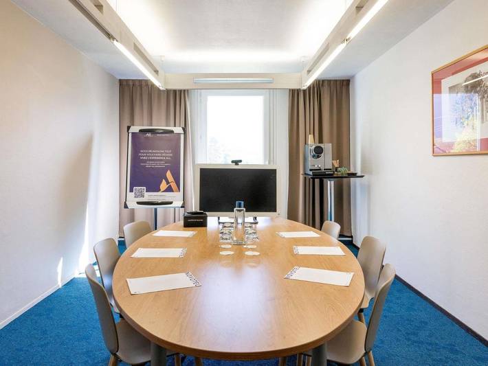 Hôtel pour 4 personnes, avec jardin ainsi que piscine et vue à Voreppe - 3