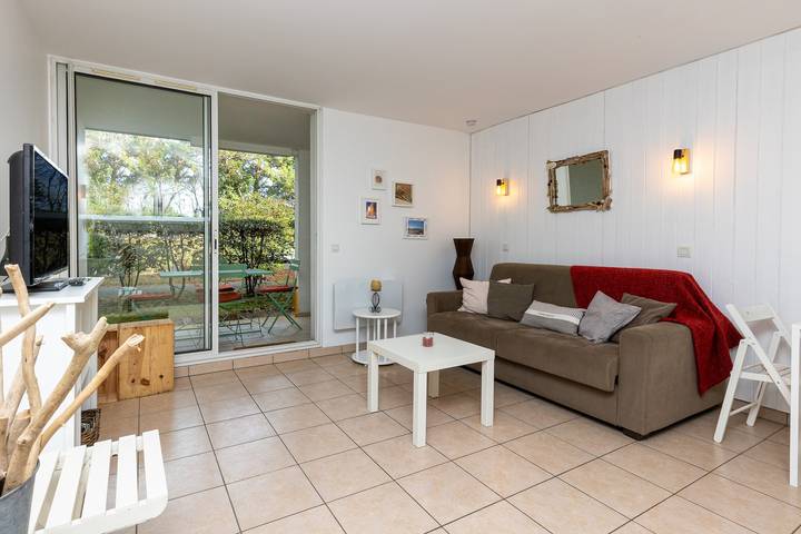 Apartamento inteiro, Apartamento "Bisbau" com Terraço Privado, Jardim Privado e Piscinas Partilhadas in Moliets-et-Maa, Côte d’Argent