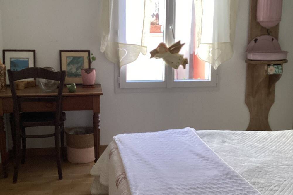 Chambre pastel Petit patio in Sainte-Soulle, Région de La Rochelle