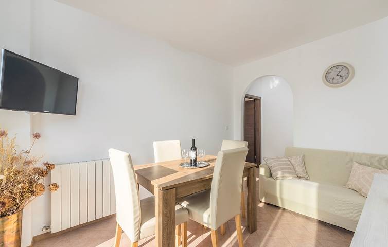 Gîte pour 4 personnes, avec Balcon/Terrasse à Novigrad - 4