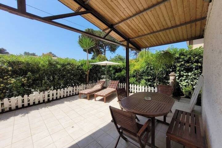 Ferienwohnung für 4 Personen, mit Terrasse und Garten - 1