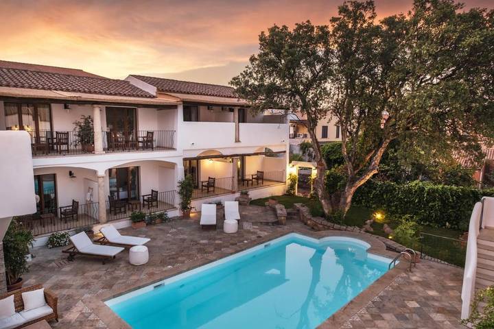 Hotel für 2 Personen, mit Balkon und Terrasse sowie Garten und Pool in San Pantaleo