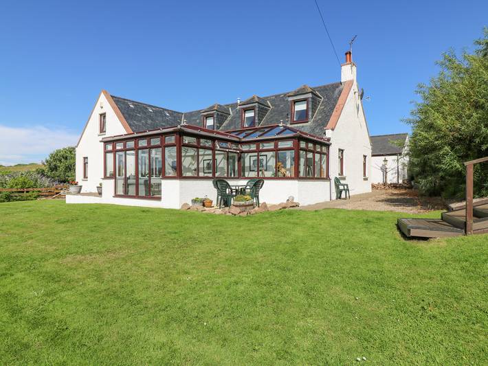 Cottage for 8 people, with garden - 1
