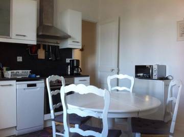 Gîte pour 6 personnes, avec bassin pour enfant ainsi que piscine et vue à Saint-Lunaire