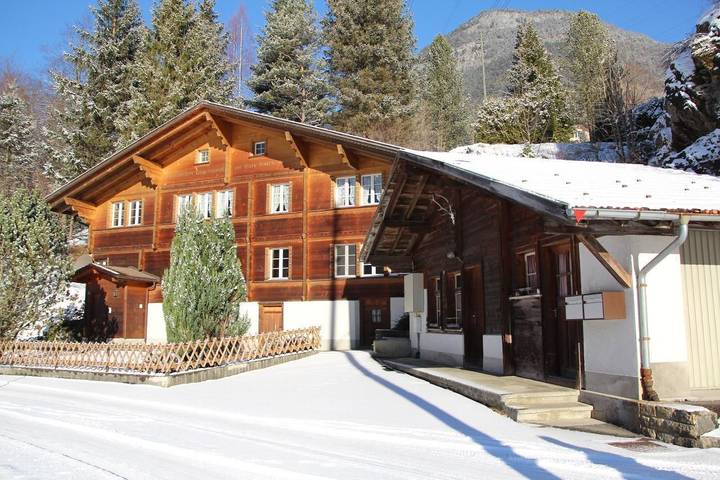 Ferienhaus für 11 Personen, mit Terrasse und Garten, mit Haustier in Innertkirchen