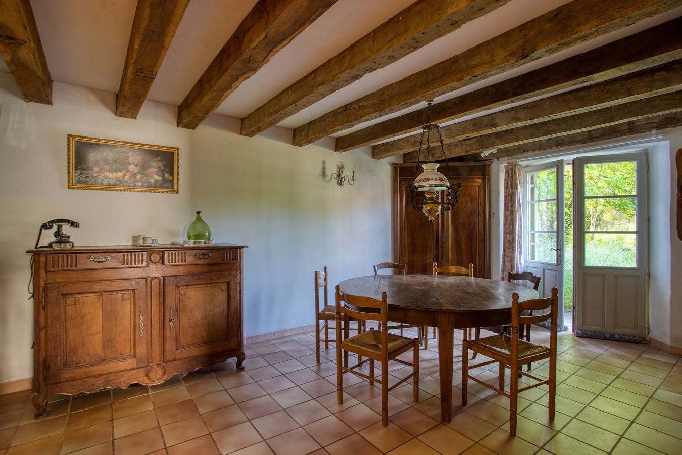 Le Pigeonnier – Maison de caractère avec jardin et piscine partagée en Dordogne in Mayac, Périgord Blanc