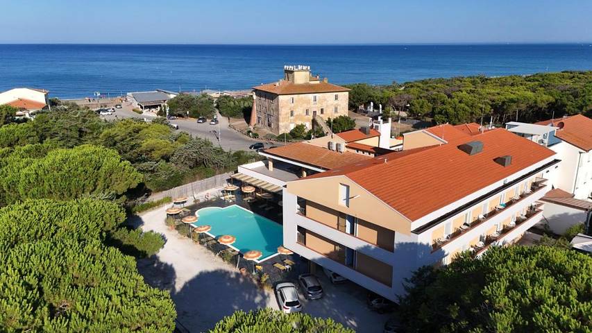 Appartamento per 2 persone, con Balcone e Terrazza nonché Idromassaggio e Giardino a Marina di Bibbona