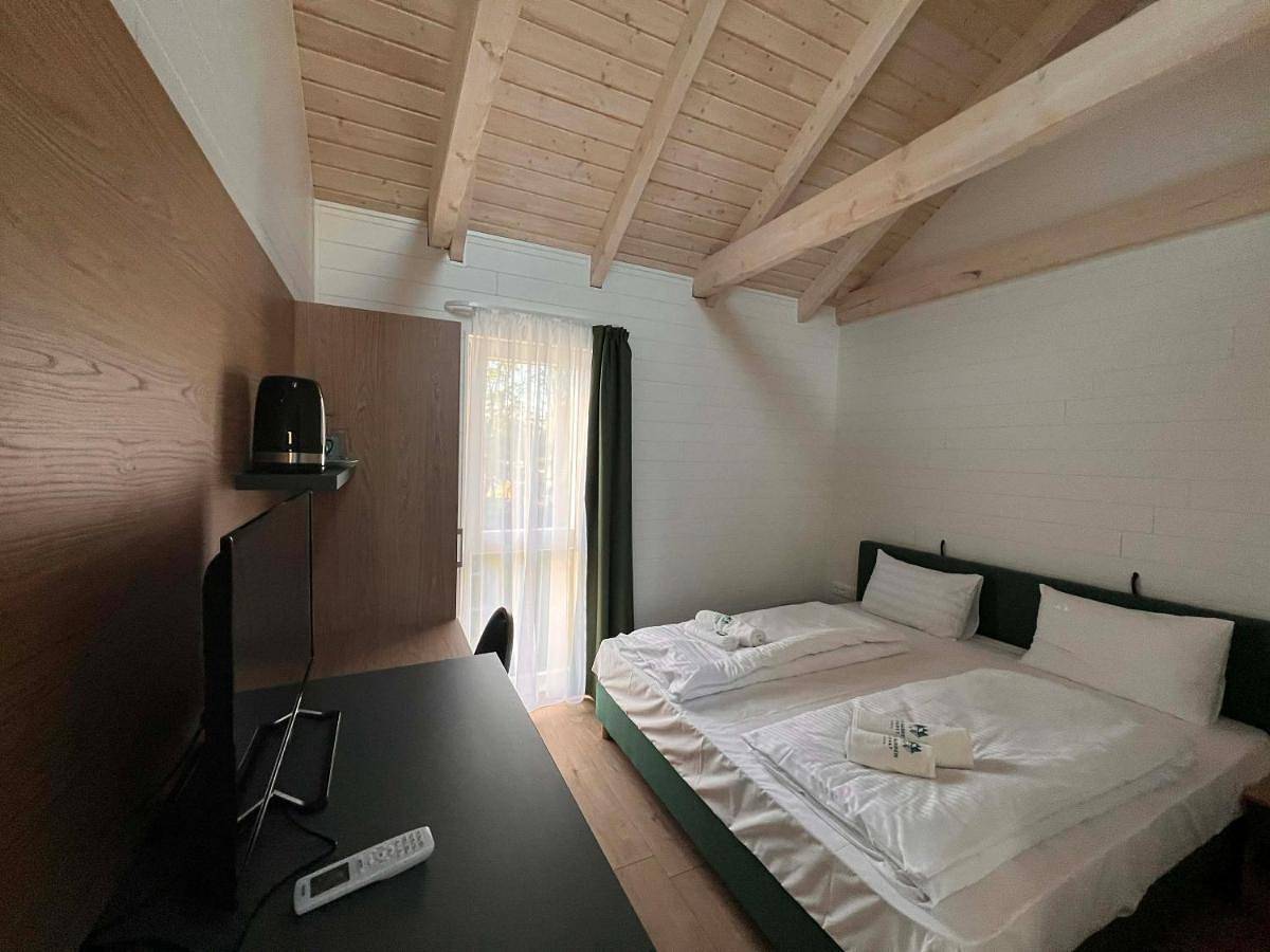 Zánka Vízparti Üdülő in Zánka, Balatonfüredi járás