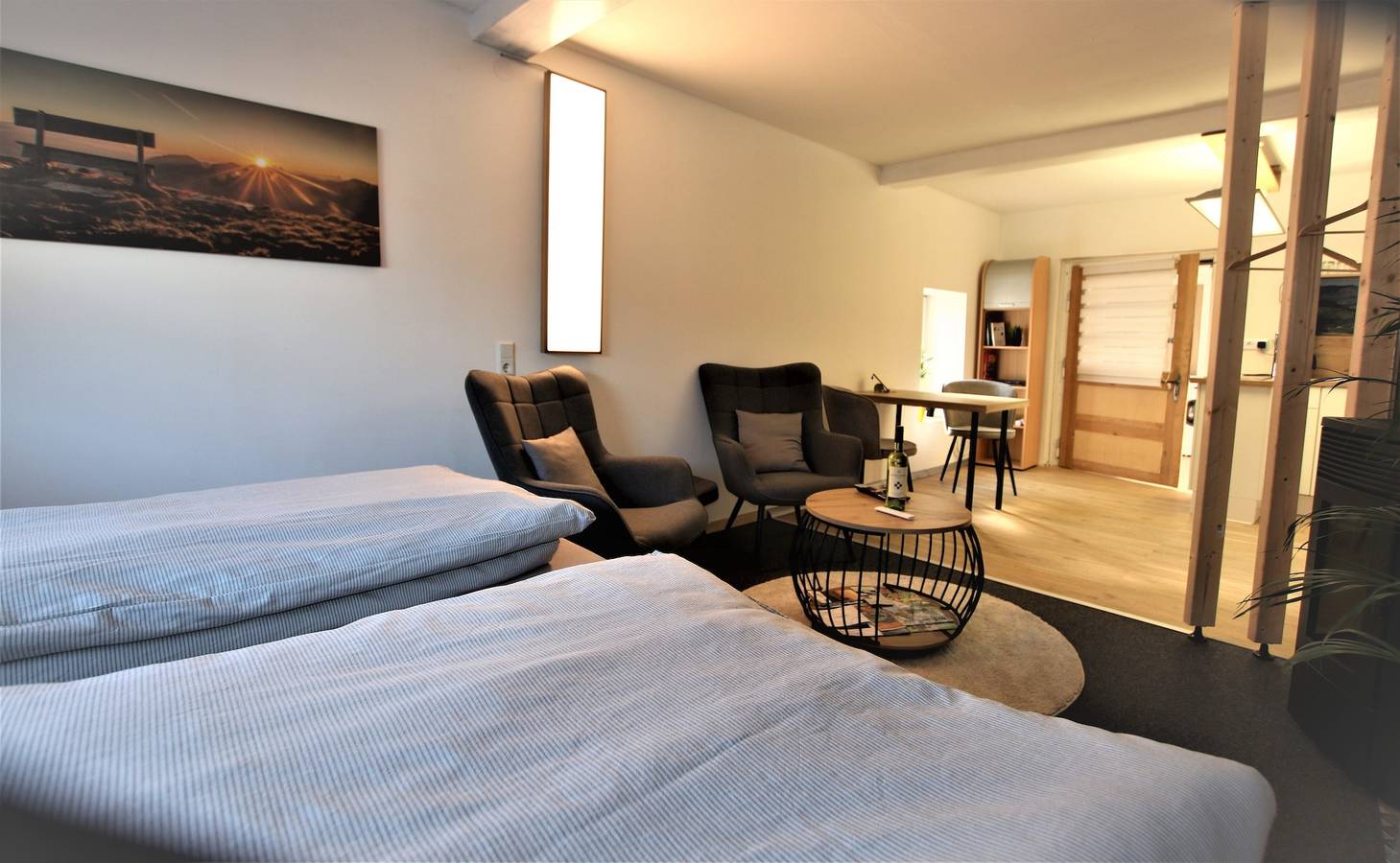 Ganze Ferienwohnung, Westerwald Apartment Driedorf – Moderne Ferienwohnung in zentraler Lage mit Wlan & Komfort in Driedorf, Lahn-Dill-Kreis
