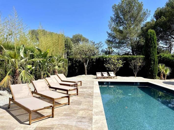 Villa pour 8 personnes, avec vue ainsi que jardin et piscine dans Boulouris - 4