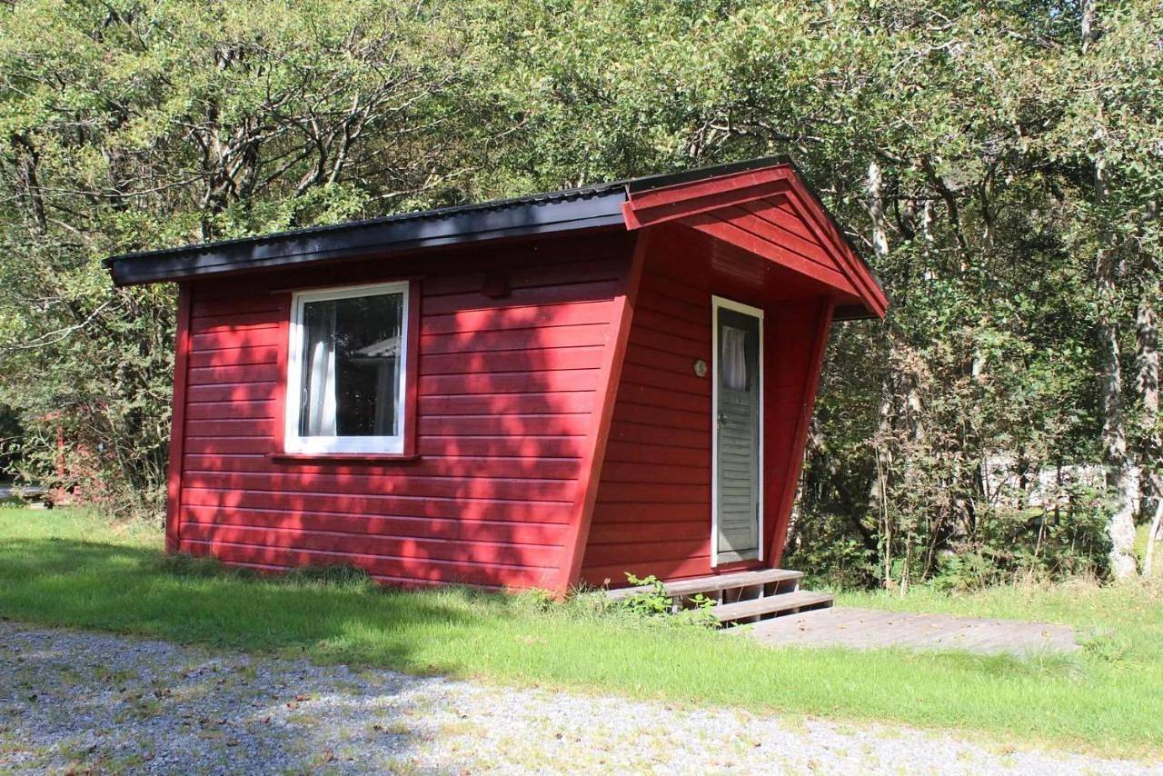 Cozy and authentic camping cabin in Hjelmeland