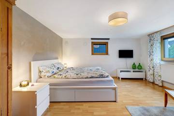 Ferienwohnung für 2 Personen in Tübingen, Hohenzollern Radweg Region, Bild 2