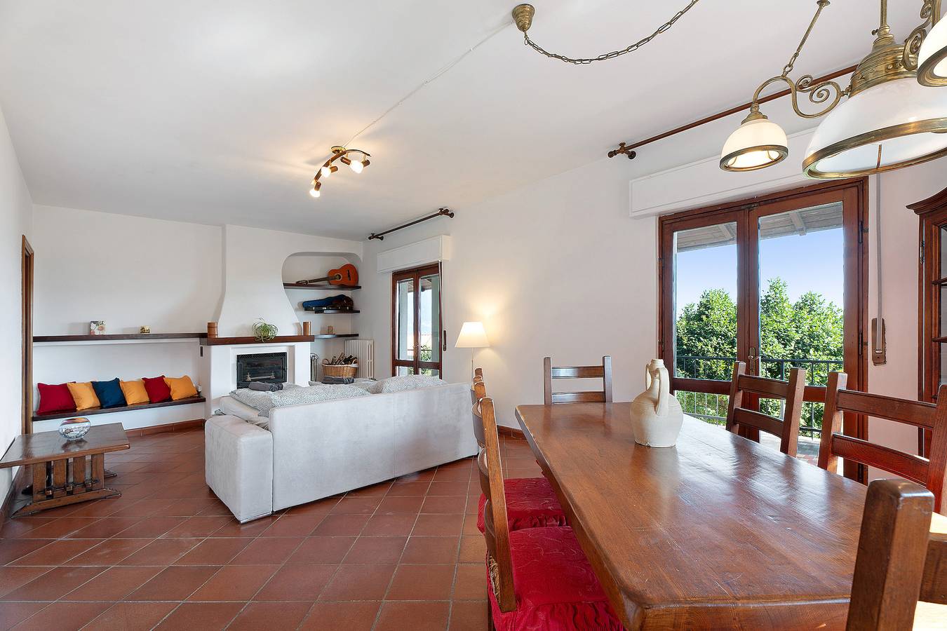 Ferienhaus 'Casa Vacanza Anna' mit Seeblick, Terrasse und privatem Garten in Verbania, Comune di Verbania