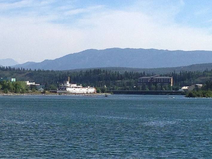 Vacation rental for 4 people, with hot tub and balcony in Yukon